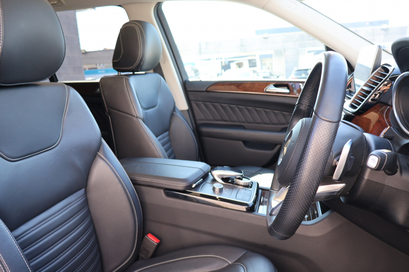 メルセデスベンツ GLS GLS350d 4MATIC ｽﾎﾟｰﾂ　ﾚｰﾀﾞｰｾｰﾌﾃｨPKG AMGｽﾀｲﾘﾝｸﾞ ﾊﾟﾉﾗﾐｯｸSR 黒ﾅｯﾊﾟ革 全席ｼｰﾄﾋｰﾀｰ 純正8ｲﾝﾁﾅﾋﾞ地ﾃﾞｼﾞ 360度ｶﾒﾗ 電動Rｹﾞｰﾄ harman/kardonﾛｼﾞｯｸ7ｻｳﾝﾄﾞｼｽﾃﾑ AppleCarPlay LEDﾍｯﾄﾞ ﾗﾝﾆﾝｸﾞﾎﾞｰﾄﾞ AMG21AW　2年保証