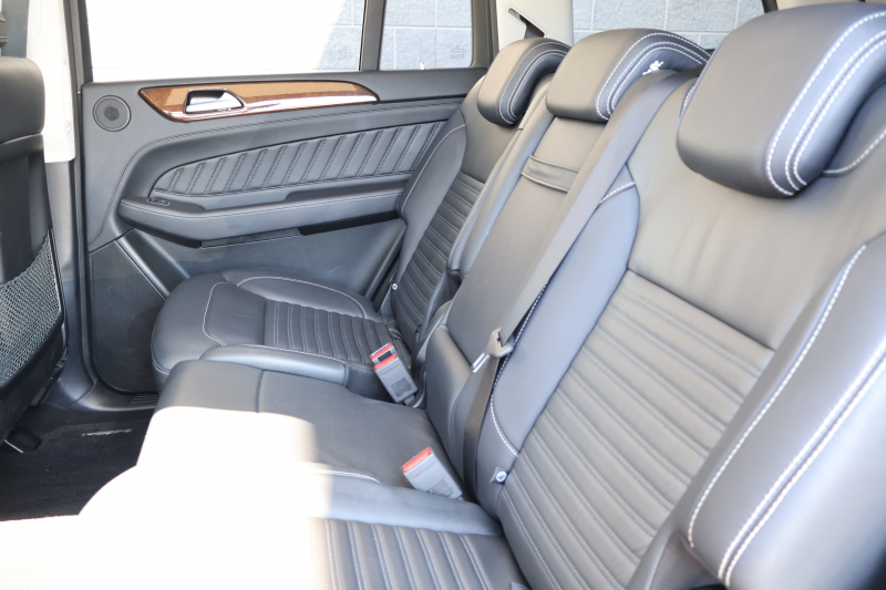 メルセデスベンツ GLS GLS350d 4MATIC ｽﾎﾟｰﾂ　ﾚｰﾀﾞｰｾｰﾌﾃｨPKG AMGｽﾀｲﾘﾝｸﾞ ﾊﾟﾉﾗﾐｯｸSR 黒ﾅｯﾊﾟ革 全席ｼｰﾄﾋｰﾀｰ 純正8ｲﾝﾁﾅﾋﾞ地ﾃﾞｼﾞ 360度ｶﾒﾗ 電動Rｹﾞｰﾄ harman/kardonﾛｼﾞｯｸ7ｻｳﾝﾄﾞｼｽﾃﾑ AppleCarPlay LEDﾍｯﾄﾞ ﾗﾝﾆﾝｸﾞﾎﾞｰﾄﾞ AMG21AW　2年保証