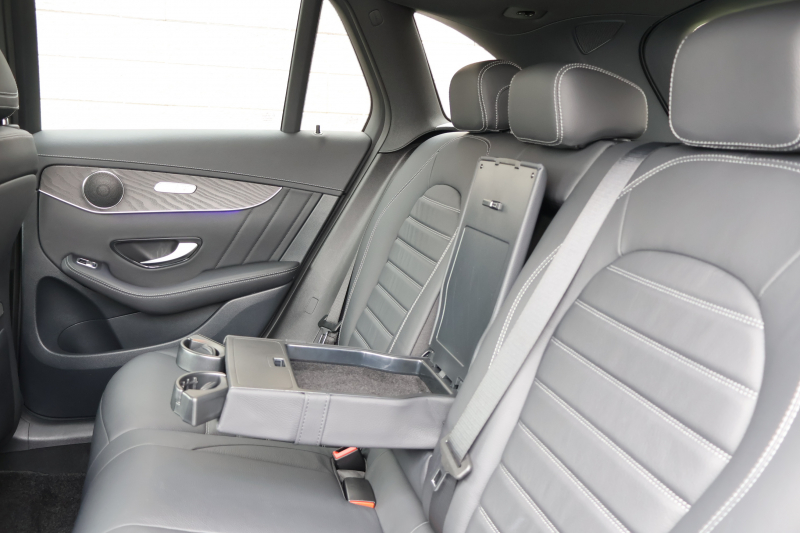 AMG GLC GLC43 4MATIC　後期型 ﾚｻﾞｰｴｸｽｸﾙｰｼﾌﾞPKG ﾚｰﾀﾞｰｾｰﾌﾃｨPKG ｴﾅｼﾞｬｲｼﾞﾝｸﾞPKG ﾊﾟﾉﾗﾏSR 黒革ｼｰﾄ ｼｰﾄﾋｰﾀ ﾍﾞﾝﾁﾚｰﾀ MBUX 純正10.25ｲﾝﾁﾅﾋﾞ地ﾃﾞｼﾞ ｺｯｸﾋﾟｯﾄDisp AppleCarPlay 360°ｶﾒﾗ PTS 電動Rｹﾞｰﾄ HUD AMG20ｲﾝﾁAW　2年保証