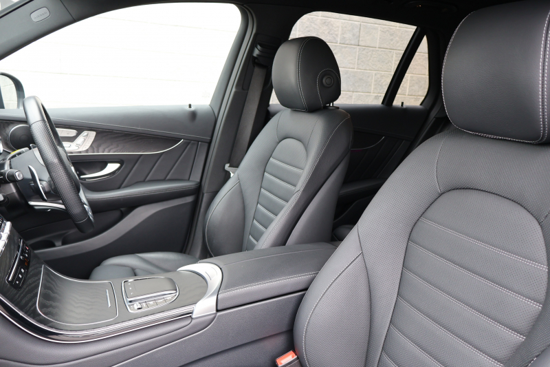 AMG GLC GLC43 4MATIC　後期型 ﾚｻﾞｰｴｸｽｸﾙｰｼﾌﾞPKG ﾚｰﾀﾞｰｾｰﾌﾃｨPKG ｴﾅｼﾞｬｲｼﾞﾝｸﾞPKG ﾊﾟﾉﾗﾏSR 黒革ｼｰﾄ ｼｰﾄﾋｰﾀ ﾍﾞﾝﾁﾚｰﾀ MBUX 純正10.25ｲﾝﾁﾅﾋﾞ地ﾃﾞｼﾞ ｺｯｸﾋﾟｯﾄDisp AppleCarPlay 360°ｶﾒﾗ PTS 電動Rｹﾞｰﾄ HUD AMG20ｲﾝﾁAW　2年保証