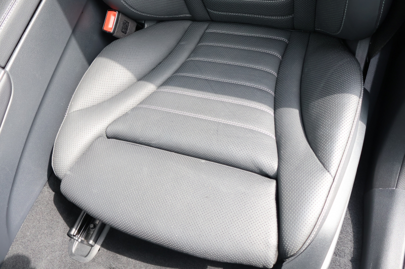 AMG GLC GLC43 4MATIC　後期型 ﾚｻﾞｰｴｸｽｸﾙｰｼﾌﾞPKG ﾚｰﾀﾞｰｾｰﾌﾃｨPKG ｴﾅｼﾞｬｲｼﾞﾝｸﾞPKG ﾊﾟﾉﾗﾏSR 黒革ｼｰﾄ ｼｰﾄﾋｰﾀ ﾍﾞﾝﾁﾚｰﾀ MBUX 純正10.25ｲﾝﾁﾅﾋﾞ地ﾃﾞｼﾞ ｺｯｸﾋﾟｯﾄDisp AppleCarPlay 360°ｶﾒﾗ PTS 電動Rｹﾞｰﾄ HUD AMG20ｲﾝﾁAW　2年保証