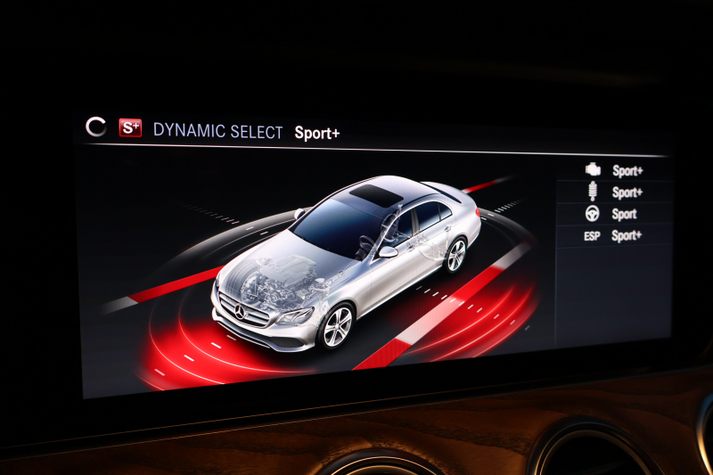 メルセデスベンツ Eクラス E400 4MATIC ｴｸｽｸﾙｰｼﾌﾞ　左ﾊﾝﾄﾞﾙ ｴｸｽｸﾙｰｼｰﾌﾞPKG ﾚｰﾀﾞｰｾｰﾌﾃｨPKG ﾊﾟﾉﾗﾐｯｸSR 黒ﾅｯﾊﾟ革 ｼｰﾄﾋｰﾀｰ ﾍﾞﾝﾁﾚｰﾀ 純正12.3ｲﾝﾁﾅﾋﾞ地ﾃﾞｼﾞ 360°ｶﾒﾗ Burmesterｻﾗｳﾝﾄﾞ Applecarplay Android Auto ﾌｯﾄﾄﾗﾝｸOP ﾏﾙﾁﾋﾞｰﾑLED PTS 専用18AW　2年保証