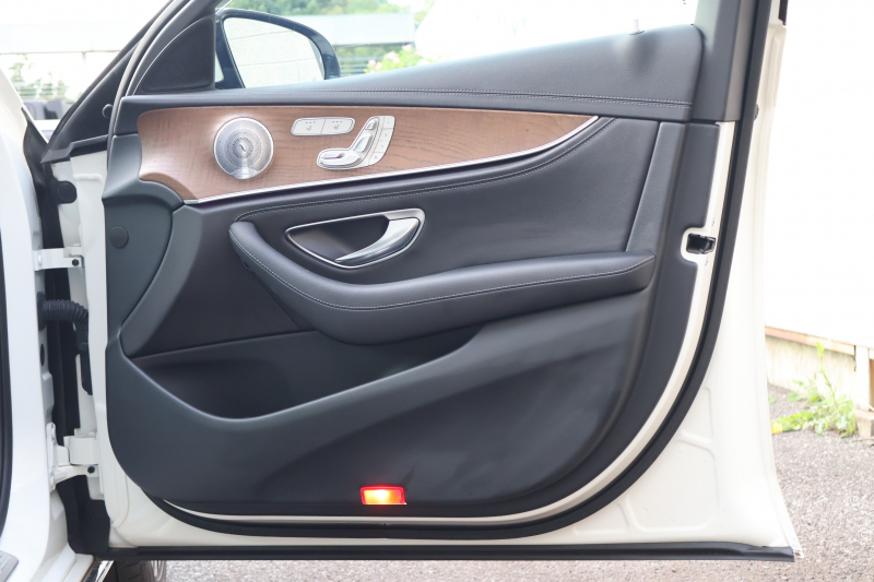 メルセデスベンツ Eクラス E400 4MATIC ｴｸｽｸﾙｰｼﾌﾞ　左ﾊﾝﾄﾞﾙ ｴｸｽｸﾙｰｼｰﾌﾞPKG ﾚｰﾀﾞｰｾｰﾌﾃｨPKG ﾊﾟﾉﾗﾐｯｸSR 黒ﾅｯﾊﾟ革 ｼｰﾄﾋｰﾀｰ ﾍﾞﾝﾁﾚｰﾀ 純正12.3ｲﾝﾁﾅﾋﾞ地ﾃﾞｼﾞ 360°ｶﾒﾗ Burmesterｻﾗｳﾝﾄﾞ Applecarplay Android Auto ﾌｯﾄﾄﾗﾝｸOP ﾏﾙﾁﾋﾞｰﾑLED PTS 専用18AW　2年保証