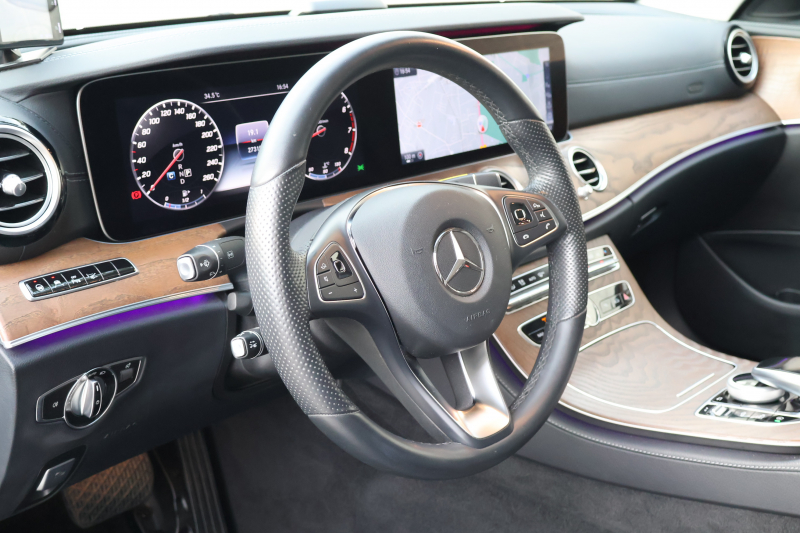 メルセデスベンツ Eクラス E400 4MATIC ｴｸｽｸﾙｰｼﾌﾞ　左ﾊﾝﾄﾞﾙ ｴｸｽｸﾙｰｼｰﾌﾞPKG ﾚｰﾀﾞｰｾｰﾌﾃｨPKG ﾊﾟﾉﾗﾐｯｸSR 黒ﾅｯﾊﾟ革 ｼｰﾄﾋｰﾀｰ ﾍﾞﾝﾁﾚｰﾀ 純正12.3ｲﾝﾁﾅﾋﾞ地ﾃﾞｼﾞ 360°ｶﾒﾗ Burmesterｻﾗｳﾝﾄﾞ Applecarplay Android Auto ﾌｯﾄﾄﾗﾝｸOP ﾏﾙﾁﾋﾞｰﾑLED PTS 専用18AW　2年保証