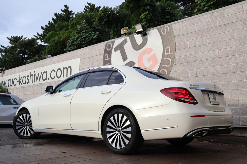 メルセデスベンツ Eクラス E400 4MATIC ｴｸｽｸﾙｰｼﾌﾞ　左ﾊﾝﾄﾞﾙ ｴｸｽｸﾙｰｼｰﾌﾞPKG ﾚｰﾀﾞｰｾｰﾌﾃｨPKG ﾊﾟﾉﾗﾐｯｸSR 黒ﾅｯﾊﾟ革 ｼｰﾄﾋｰﾀｰ ﾍﾞﾝﾁﾚｰﾀ 純正12.3ｲﾝﾁﾅﾋﾞ地ﾃﾞｼﾞ 360°ｶﾒﾗ Burmesterｻﾗｳﾝﾄﾞ Applecarplay Android Auto ﾌｯﾄﾄﾗﾝｸOP ﾏﾙﾁﾋﾞｰﾑLED PTS 専用18AW　2年保証