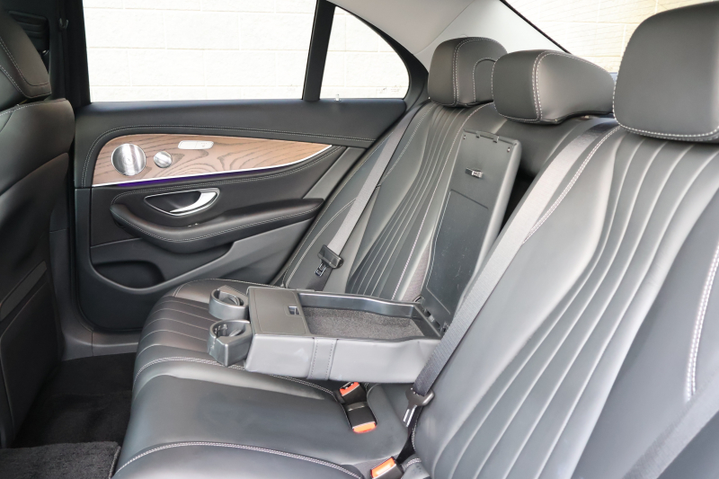 メルセデスベンツ Eクラス E400 4MATIC ｴｸｽｸﾙｰｼﾌﾞ　左ﾊﾝﾄﾞﾙ ｴｸｽｸﾙｰｼｰﾌﾞPKG ﾚｰﾀﾞｰｾｰﾌﾃｨPKG ﾊﾟﾉﾗﾐｯｸSR 黒ﾅｯﾊﾟ革 ｼｰﾄﾋｰﾀｰ ﾍﾞﾝﾁﾚｰﾀ 純正12.3ｲﾝﾁﾅﾋﾞ地ﾃﾞｼﾞ 360°ｶﾒﾗ Burmesterｻﾗｳﾝﾄﾞ Applecarplay Android Auto ﾌｯﾄﾄﾗﾝｸOP ﾏﾙﾁﾋﾞｰﾑLED PTS 専用18AW　2年保証