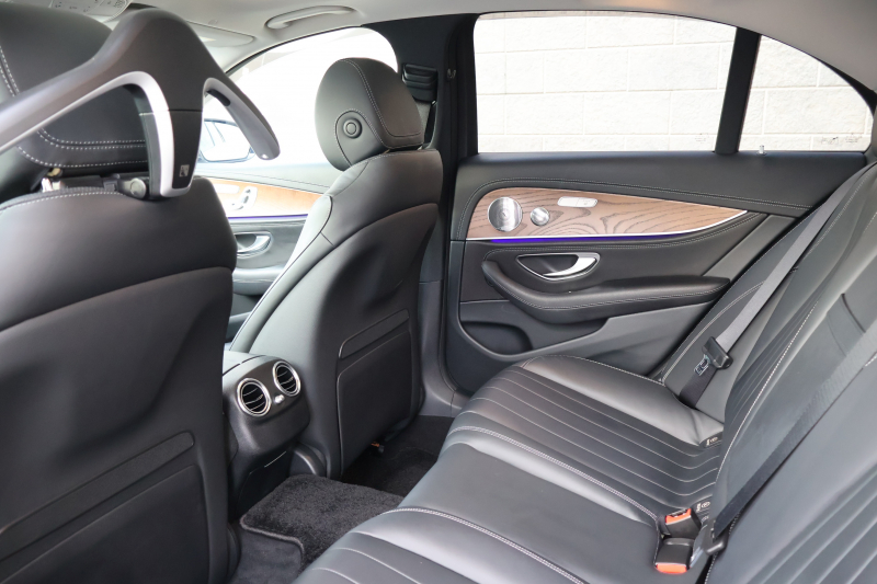 メルセデスベンツ Eクラス E400 4MATIC ｴｸｽｸﾙｰｼﾌﾞ　左ﾊﾝﾄﾞﾙ ｴｸｽｸﾙｰｼｰﾌﾞPKG ﾚｰﾀﾞｰｾｰﾌﾃｨPKG ﾊﾟﾉﾗﾐｯｸSR 黒ﾅｯﾊﾟ革 ｼｰﾄﾋｰﾀｰ ﾍﾞﾝﾁﾚｰﾀ 純正12.3ｲﾝﾁﾅﾋﾞ地ﾃﾞｼﾞ 360°ｶﾒﾗ Burmesterｻﾗｳﾝﾄﾞ Applecarplay Android Auto ﾌｯﾄﾄﾗﾝｸOP ﾏﾙﾁﾋﾞｰﾑLED PTS 専用18AW　2年保証