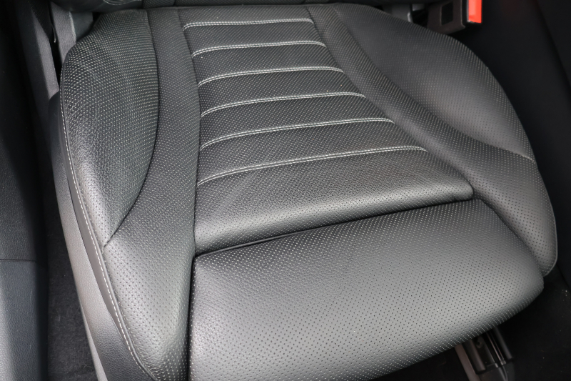 AMG GLC GLC43 4MATIC　後期 ﾚｻﾞｰｴｸｽｸﾙｰｼﾌﾞPKG ﾚｰﾀﾞｰｾｰﾌﾃｨPKG ｴｱﾊﾞﾗﾝｽPKG 1ｵｰﾅｰ ﾊﾟﾉﾗﾏSR 黒革ｼｰﾄ ｼｰﾄﾋｰﾀ ﾍﾞﾝﾁﾚｰﾀ MBUX 純正10.25ｲﾝﾁﾅﾋﾞ地ﾃﾞｼﾞ ｺｯｸﾋﾟｯﾄDisp 360°ｶﾒﾗ Burmester PTS 電動Rｹﾞｰﾄ HUD AMG20ｲﾝﾁAW　2年保証