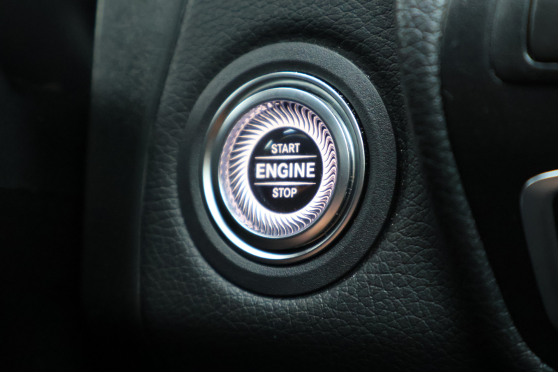 AMG GLC GLC43 4MATIC　後期 ﾚｻﾞｰｴｸｽｸﾙｰｼﾌﾞPKG ﾚｰﾀﾞｰｾｰﾌﾃｨPKG ｴｱﾊﾞﾗﾝｽPKG 1ｵｰﾅｰ ﾊﾟﾉﾗﾏSR 黒革ｼｰﾄ ｼｰﾄﾋｰﾀ ﾍﾞﾝﾁﾚｰﾀ MBUX 純正10.25ｲﾝﾁﾅﾋﾞ地ﾃﾞｼﾞ ｺｯｸﾋﾟｯﾄDisp 360°ｶﾒﾗ Burmester PTS 電動Rｹﾞｰﾄ HUD AMG20ｲﾝﾁAW　2年保証