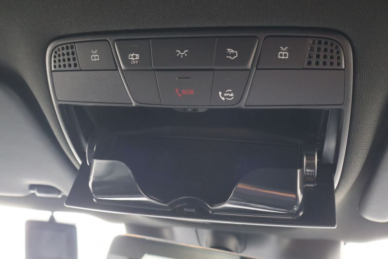 AMG GLC GLC43 4MATIC　後期型 ﾚｻﾞｰｴｸｽｸﾙｰｼﾌﾞPKG ﾚｰﾀﾞｰｾｰﾌﾃｨPKG ｴﾅｼﾞｬｲｼﾞﾝｸﾞPKG ﾊﾟﾉﾗﾏSR 黒革ｼｰﾄ ｼｰﾄﾋｰﾀ ﾍﾞﾝﾁﾚｰﾀ MBUX 純正10.25ｲﾝﾁﾅﾋﾞ地ﾃﾞｼﾞ ｺｯｸﾋﾟｯﾄDisp AppleCarPlay 360°ｶﾒﾗ PTS 電動Rｹﾞｰﾄ HUD AMG20ｲﾝﾁAW　2年保証