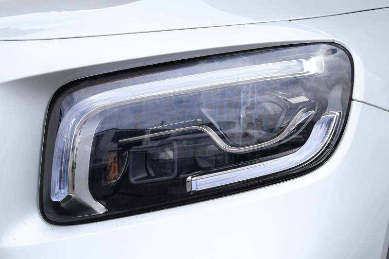 AMG GLB GLB35 4MATIC　AMGﾊﾟﾌｫｰﾏﾝｽｽﾃｱﾘﾝｸﾞ＆ﾄﾞﾗｲﾌﾞｺﾝﾄﾛｰﾙｽｲｯﾁ ｱﾄﾞﾊﾞﾝｽﾄﾞPKG ﾚｰﾀﾞｰｾｰﾌﾃｨPKG ﾊﾟﾉﾗﾐｯｸSR 赤/黒革ｼｰﾄ ｼｰﾄﾋｰﾀｰ MBUX 10.25ｲﾝﾁﾅﾋﾞ地ﾃﾞｼﾞ 360度ｶﾒﾗ ﾜｲﾔﾚｽﾁｬｰｼﾞﾝｸﾞ HUD AMG19AW　新車保証