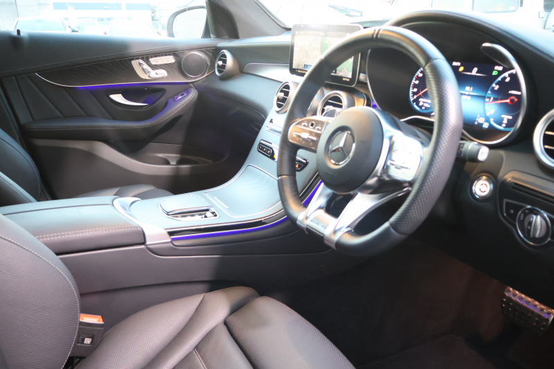 AMG GLCクーペ GLC43 4MATIC ｸｰﾍﾟ　後期型 ﾚｻﾞｰｴｸｽｸﾙｰｼﾌﾞPKG ﾚｰﾀﾞｰｾｰﾌﾃｨPKG ｴｱﾊﾞﾗﾝｽPKG ｶﾞﾗｽSR 黒革ｼｰﾄ ｼｰﾄﾋｰﾀ ﾍﾞﾝﾁﾚｰﾀ MBUX 純正10.25ｲﾝﾁﾅﾋﾞ地ﾃﾞｼﾞ ｺｯｸﾋﾟｯﾄDisp AppleCarPlay 360°ｶﾒﾗ 電動Rｹﾞｰﾄ HUD AMG20ｲﾝﾁAW　2年保証