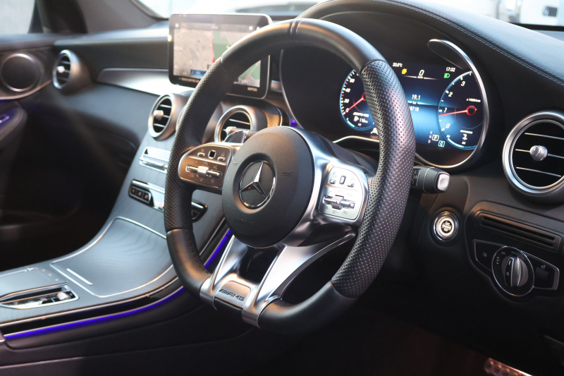 AMG GLCクーペ GLC43 4MATIC ｸｰﾍﾟ　後期型 ﾚｻﾞｰｴｸｽｸﾙｰｼﾌﾞPKG ﾚｰﾀﾞｰｾｰﾌﾃｨPKG ｴｱﾊﾞﾗﾝｽPKG ｶﾞﾗｽSR 黒革ｼｰﾄ ｼｰﾄﾋｰﾀ ﾍﾞﾝﾁﾚｰﾀ MBUX 純正10.25ｲﾝﾁﾅﾋﾞ地ﾃﾞｼﾞ ｺｯｸﾋﾟｯﾄDisp AppleCarPlay 360°ｶﾒﾗ 電動Rｹﾞｰﾄ HUD AMG20ｲﾝﾁAW　2年保証