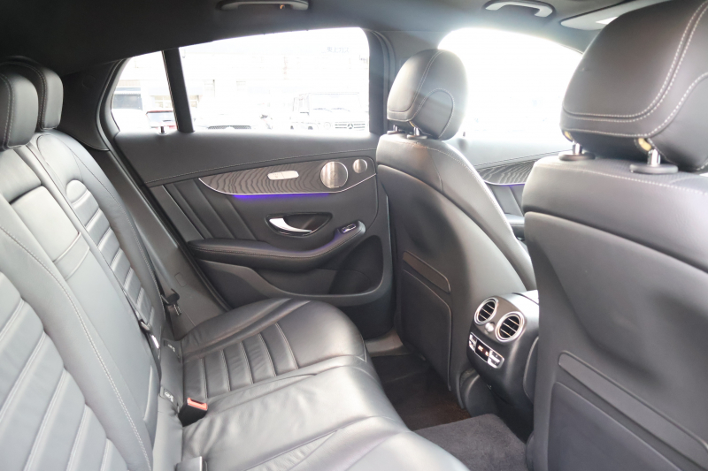 AMG GLCクーペ GLC43 4MATIC ｸｰﾍﾟ　後期 ﾚｻﾞｰｴｸｽｸﾙｰｼﾌﾞPKG ﾚｰﾀﾞｰｾｰﾌﾃｨPKG ｴｱﾊﾞﾗﾝｽPKG ｶﾞﾗｽSR 黒革ｼｰﾄ ｼｰﾄﾋｰﾀ ﾍﾞﾝﾁﾚｰﾀ 10.25ｲﾝﾁMBUXﾅﾋﾞ地ﾃﾞｼﾞ ｺｯｸﾋﾟｯﾄDisp 360°ｶﾒﾗ Burmester PTS 電動Rｹﾞｰﾄ HUD AMG20ｲﾝﾁAW　2年保証