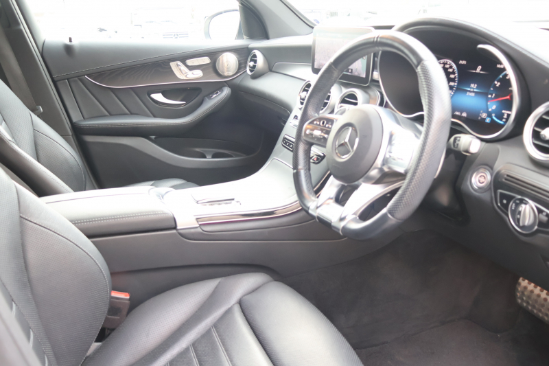 AMG GLCクーペ GLC43 4MATIC ｸｰﾍﾟ　後期 ﾚｻﾞｰｴｸｽｸﾙｰｼﾌﾞPKG ﾚｰﾀﾞｰｾｰﾌﾃｨPKG ｴｱﾊﾞﾗﾝｽPKG ｶﾞﾗｽSR 黒革ｼｰﾄ ｼｰﾄﾋｰﾀ ﾍﾞﾝﾁﾚｰﾀ 10.25ｲﾝﾁMBUXﾅﾋﾞ地ﾃﾞｼﾞ ｺｯｸﾋﾟｯﾄDisp 360°ｶﾒﾗ Burmester PTS 電動Rｹﾞｰﾄ HUD AMG20ｲﾝﾁAW　2年保証
