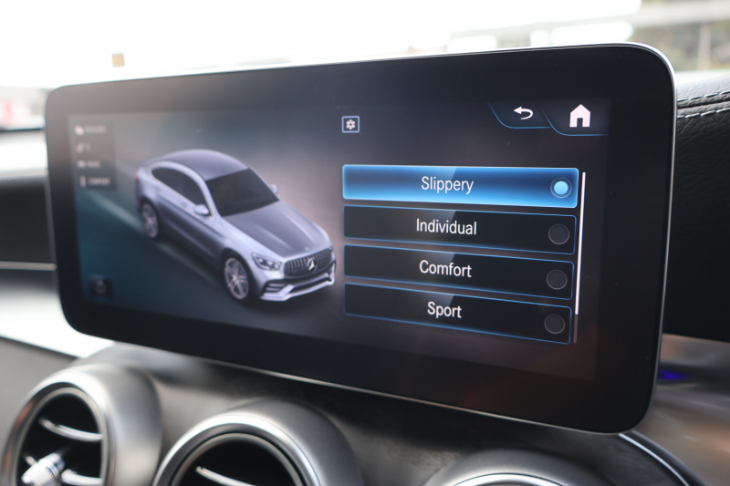 AMG GLCクーペ GLC43 4MATIC ｸｰﾍﾟ　後期 ﾚｻﾞｰｴｸｽｸﾙｰｼﾌﾞPKG ﾚｰﾀﾞｰｾｰﾌﾃｨPKG ｴｱﾊﾞﾗﾝｽPKG ｶﾞﾗｽSR 黒革ｼｰﾄ ｼｰﾄﾋｰﾀ ﾍﾞﾝﾁﾚｰﾀ 10.25ｲﾝﾁMBUXﾅﾋﾞ地ﾃﾞｼﾞ ｺｯｸﾋﾟｯﾄDisp 360°ｶﾒﾗ Burmester PTS 電動Rｹﾞｰﾄ HUD AMG20ｲﾝﾁAW　2年保証