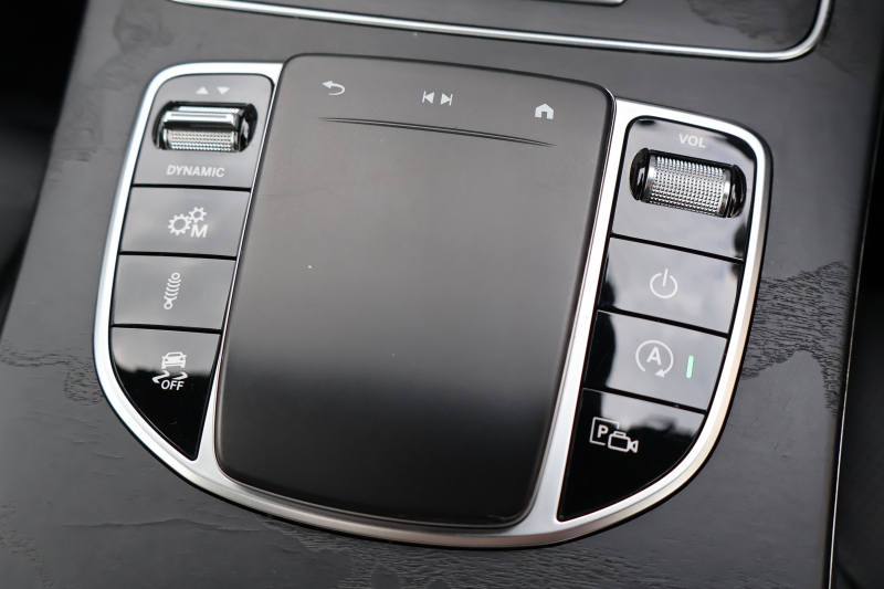 AMG GLCクーペ GLC43 4MATIC ｸｰﾍﾟ　後期 ﾚｻﾞｰｴｸｽｸﾙｰｼﾌﾞPKG ﾚｰﾀﾞｰｾｰﾌﾃｨPKG ｴｱﾊﾞﾗﾝｽPKG ｶﾞﾗｽSR 黒革ｼｰﾄ ｼｰﾄﾋｰﾀ ﾍﾞﾝﾁﾚｰﾀ 10.25ｲﾝﾁMBUXﾅﾋﾞ地ﾃﾞｼﾞ ｺｯｸﾋﾟｯﾄDisp 360°ｶﾒﾗ Burmester PTS 電動Rｹﾞｰﾄ HUD AMG20ｲﾝﾁAW　2年保証