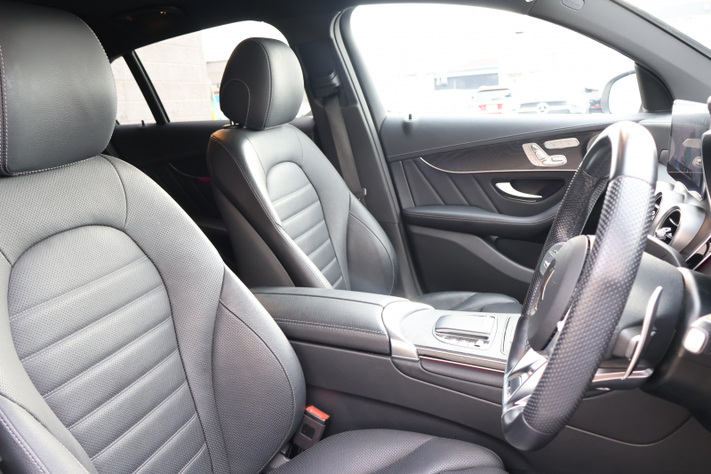 AMG GLCクーペ GLC43 4MATIC ｸｰﾍﾟ　後期 ﾚｻﾞｰｴｸｽｸﾙｰｼﾌﾞPKG ﾚｰﾀﾞｰｾｰﾌﾃｨPKG ｴｱﾊﾞﾗﾝｽPKG ｶﾞﾗｽSR 黒革ｼｰﾄ ｼｰﾄﾋｰﾀ ﾍﾞﾝﾁﾚｰﾀ 10.25ｲﾝﾁMBUXﾅﾋﾞ地ﾃﾞｼﾞ ｺｯｸﾋﾟｯﾄDisp 360°ｶﾒﾗ Burmester PTS 電動Rｹﾞｰﾄ HUD AMG20ｲﾝﾁAW　2年保証
