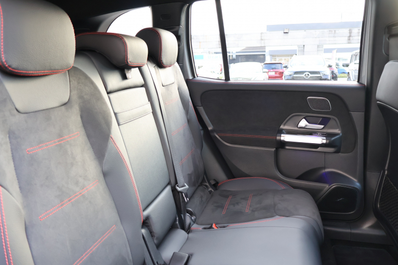メルセデスベンツ GLB GLB200d 4MATIC　後期型 AMGﾗｲﾝPKG ｱﾄﾞﾊﾞﾝｽﾄﾞPKG ﾄﾞﾗｲﾋﾞﾝｸﾞｱｼｽﾀﾝｽPKG 1ｵｰﾅｰ ﾊﾟﾉﾗﾐｯｸSR ARTICO/MICROCUTｼｰﾄ ｼｰﾄﾋｰﾀｰ 10.25ｲﾝﾁMBUXﾅﾋﾞ地ﾃﾞｼﾞ Burmesterｻﾗｳﾝﾄﾞ HUD ﾜｲﾔﾚｽﾁｬｰｼﾞﾝｸﾞ ｱﾀﾞﾌﾟﾃｨﾌﾞｻｽﾍﾟﾝｼｮﾝ AMG20AW　新車保証