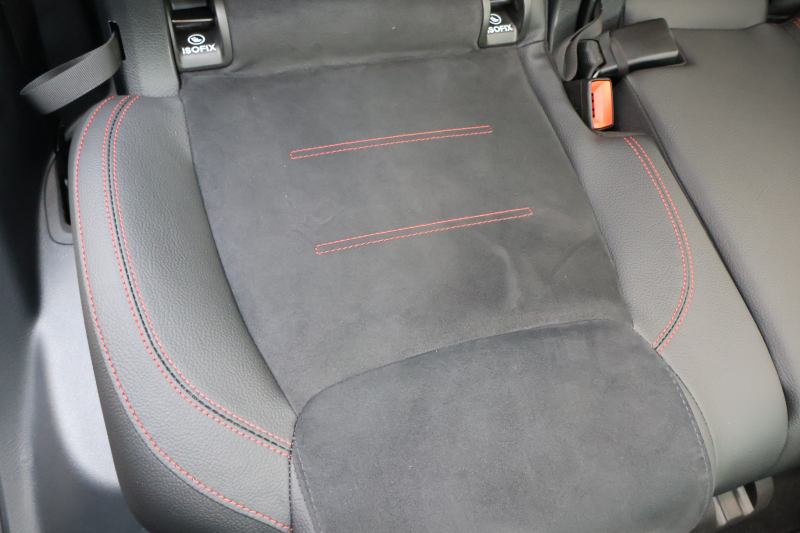メルセデスベンツ GLB GLB200d 4MATIC　後期型 AMGﾗｲﾝPKG ｱﾄﾞﾊﾞﾝｽﾄﾞPKG ﾄﾞﾗｲﾋﾞﾝｸﾞｱｼｽﾀﾝｽPKG 1ｵｰﾅｰ ﾊﾟﾉﾗﾐｯｸSR ARTICO/MICROCUTｼｰﾄ ｼｰﾄﾋｰﾀｰ 10.25ｲﾝﾁMBUXﾅﾋﾞ地ﾃﾞｼﾞ Burmesterｻﾗｳﾝﾄﾞ HUD ﾜｲﾔﾚｽﾁｬｰｼﾞﾝｸﾞ ｱﾀﾞﾌﾟﾃｨﾌﾞｻｽﾍﾟﾝｼｮﾝ AMG20AW　新車保証