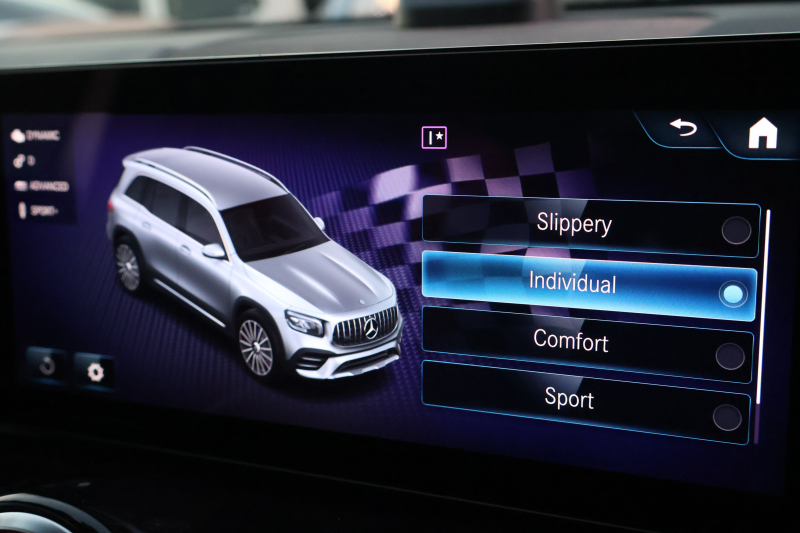 AMG GLB GLB35 4MATIC　AMGﾊﾟﾌｫｰﾏﾝｽPKG AMGｱﾄﾞﾊﾞﾝｽﾄﾞPKG ﾅﾋﾞｹﾞｰｼｮﾝPKG ﾚｰﾀﾞｰｾｰﾌﾃｨPKG 1ｵｰﾅｰ ﾊﾟﾉﾗﾐｯｸSR 赤/黒革ｼｰﾄ ｼｰﾄﾋｰﾀｰ ﾍﾞﾝﾁﾚｰﾀｰ MBUX 10.25ｲﾝﾁﾅﾋﾞ地ﾃﾞｼﾞ 360度ｶﾒﾗ ﾌｯﾄﾄﾗﾝｸOP ﾜｲﾔﾚｽﾁｬｰｼﾞﾝｸﾞ HUD AMG19AW　2年保証