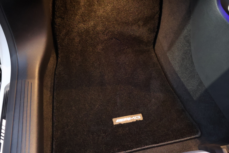 AMG GLB GLB35 4MATIC　AMGﾊﾟﾌｫｰﾏﾝｽPKG AMGｱﾄﾞﾊﾞﾝｽﾄﾞPKG ﾅﾋﾞｹﾞｰｼｮﾝPKG ﾚｰﾀﾞｰｾｰﾌﾃｨPKG 1ｵｰﾅｰ ﾊﾟﾉﾗﾐｯｸSR 赤/黒革ｼｰﾄ ｼｰﾄﾋｰﾀｰ ﾍﾞﾝﾁﾚｰﾀｰ MBUX 10.25ｲﾝﾁﾅﾋﾞ地ﾃﾞｼﾞ 360度ｶﾒﾗ ﾌｯﾄﾄﾗﾝｸOP ﾜｲﾔﾚｽﾁｬｰｼﾞﾝｸﾞ HUD AMG19AW　2年保証