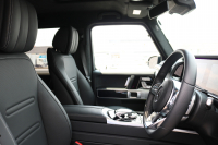 メルセデスベンツ Gクラス G400d AMGﾗｲﾝ　現行型(MC後NEWｲﾝﾃﾘｱ) ﾗｸﾞｼﾞｭｱﾘｰPKG ﾚｰﾀﾞｰｾｰﾌﾃｨPKG SR ﾅｯﾊﾟ黒革ｼｰﾄ ﾒﾓﾘｰ付Pｼｰﾄ 全席ﾋｰﾀｰ 純正12.3ｲﾝﾁﾜｲﾄﾞﾅﾋﾞ地ﾃﾞｼﾞ Burmester 360°ｶﾒﾗ appleCarplay AndroidAuto PTS LEDﾗｲﾄ ｱﾀﾞﾌﾟﾃｨﾌﾞﾀﾞﾝﾋﾟﾝｸﾞ AMG20ｲﾝﾁAW　新車保証