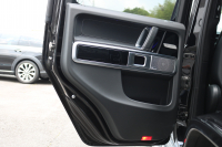 メルセデスベンツ Gクラス G400d AMGﾗｲﾝ　現行型(MC後NEWｲﾝﾃﾘｱ) ﾗｸﾞｼﾞｭｱﾘｰPKG ﾚｰﾀﾞｰｾｰﾌﾃｨPKG SR ﾅｯﾊﾟ黒革ｼｰﾄ ﾒﾓﾘｰ付Pｼｰﾄ 全席ﾋｰﾀｰ 純正12.3ｲﾝﾁﾜｲﾄﾞﾅﾋﾞ地ﾃﾞｼﾞ Burmester 360°ｶﾒﾗ appleCarplay AndroidAuto PTS LEDﾗｲﾄ ｱﾀﾞﾌﾟﾃｨﾌﾞﾀﾞﾝﾋﾟﾝｸﾞ AMG20ｲﾝﾁAW　新車保証