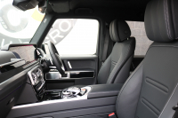 メルセデスベンツ Gクラス G400d AMGﾗｲﾝ　現行型(MC後NEWｲﾝﾃﾘｱ) ﾗｸﾞｼﾞｭｱﾘｰPKG ﾚｰﾀﾞｰｾｰﾌﾃｨPKG SR ﾅｯﾊﾟ黒革ｼｰﾄ ﾒﾓﾘｰ付Pｼｰﾄ 全席ﾋｰﾀｰ 純正12.3ｲﾝﾁﾜｲﾄﾞﾅﾋﾞ地ﾃﾞｼﾞ Burmester 360°ｶﾒﾗ appleCarplay AndroidAuto PTS LEDﾗｲﾄ ｱﾀﾞﾌﾟﾃｨﾌﾞﾀﾞﾝﾋﾟﾝｸﾞ AMG20ｲﾝﾁAW　新車保証