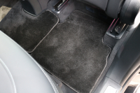 メルセデスベンツ Gクラス G400d AMGﾗｲﾝ　現行型(MC後NEWｲﾝﾃﾘｱ) ﾗｸﾞｼﾞｭｱﾘｰPKG ﾚｰﾀﾞｰｾｰﾌﾃｨPKG SR ﾅｯﾊﾟ黒革ｼｰﾄ ﾒﾓﾘｰ付Pｼｰﾄ 全席ﾋｰﾀｰ 純正12.3ｲﾝﾁﾜｲﾄﾞﾅﾋﾞ地ﾃﾞｼﾞ Burmester 360°ｶﾒﾗ appleCarplay AndroidAuto PTS LEDﾗｲﾄ ｱﾀﾞﾌﾟﾃｨﾌﾞﾀﾞﾝﾋﾟﾝｸﾞ AMG20ｲﾝﾁAW　新車保証