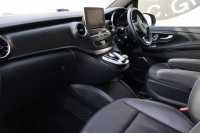 メルセデスベンツ Vクラス V220d ｱﾊﾞﾝｷﾞｬﾙﾄﾞ ﾛﾝｸﾞ　後期型 AMGﾗｲﾝ ﾚｰﾀﾞｰｾｰﾌﾃｨPKG ｴｸｽｸﾙｰｼﾌﾞｼｰﾄPKG 黒革 2列目ｴｸｽｸﾙｰｼﾌﾞｼｰﾄ ｼｰﾄﾋｰﾀ ﾍﾞﾝﾁﾚｰﾀ 純正ﾅﾋﾞ地ﾃﾞｼﾞ 360度ｶﾒﾗ Burmester LED AMG19ｲﾝﾁAW　2年保証