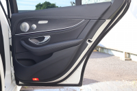 メルセデスベンツ Eクラス E200 AVG ｽﾎﾟｰﾂ　ﾚｻﾞｰｴｸｽｸﾙｰｼﾌﾞPKG ﾚｰﾀﾞｰｾｰﾌﾃｨPKG ｴｱﾊﾞﾗﾝｽPKG ﾊﾟﾉﾗﾏSR 黒ﾅｯﾊﾟ革 ｼｰﾄﾋｰﾀｰ 純正ﾅﾋﾞ地ﾃﾞｼﾞ 360°ｶﾒﾗ Burmesterｻﾗｳﾝﾄﾞ Applecarplay Android Auto 電動Rｹﾞｰﾄ HUD PTS　2年保証