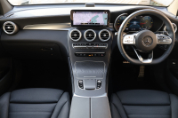 メルセデスベンツ GLCクーペ GLC220d 4MATIC ｸｰﾍﾟ AMGﾗｲﾝ　後期型 ﾚｻﾞｰｴｸｽｸﾙｰｼﾌﾞPKG ﾚｰﾀﾞｰｾｰﾌﾃｨPKG ｴｱﾊﾞﾗﾝｽPKG 1ｵｰﾅｰ ｶﾞﾗｽSR 黒革 ｼｰﾄﾋｰﾀ ﾍﾞﾝﾁﾚｰﾀ 純正10.25ｲﾝﾁﾅﾋﾞ地ﾃﾞｼﾞ ｺｯｸﾋﾟｯﾄDisp 360°ｶﾒﾗ Burmester 電動Rｹﾞｰﾄ HUD ﾘｱAAC AMG19ｲﾝﾁAW　2年保証