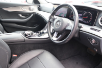 メルセデスベンツ Eクラス E200 AVG　ﾚｻﾞｰPKG ﾚｰﾀﾞｰｾｰﾌﾃｨPKG ｴｱﾊﾞﾗﾝｽPKG 黒革 全席ｼｰﾄﾋｰﾀｰ 純正12.3ｲﾝﾁﾅﾋﾞ地ﾃﾞｼﾞ 360°ｶﾒﾗ Burmesterｻﾗｳﾝﾄﾞ Applecarplay Android Auto 電動Rｹﾞｰﾄ PTS LEDﾍｯﾄﾞ ｱﾅﾛｸﾞ時計 純正17AW　2年保証