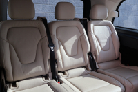 メルセデスベンツ Vクラス V220d ｱﾊﾞﾝｷﾞｬﾙﾄﾞ ｴｸｽﾄﾗﾛﾝｸﾞ(受注生産ﾓﾃﾞﾙ)　後期型 AMGﾗｲﾝ ﾚｰﾀﾞｰｾｰﾌﾃｨPKG ｴｸｽｸﾙｰｼﾌﾞｼｰﾄPKG 1ｵｰﾅｰ ﾍﾞｰｼﾞｭ革ｼｰﾄ 2列目ｴｸｽｸﾙｰｼﾌﾞｼｰﾄ ｼｰﾄﾋｰﾀ&ﾍﾞﾝﾁﾚｰﾀ MBUX 純正10.25ｲﾝﾁﾅﾋﾞ地ﾃﾞｼﾞ Burmester AMG19ｲﾝﾁAW　2年保証