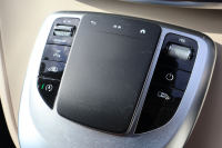 メルセデスベンツ Vクラス V220d ｱﾊﾞﾝｷﾞｬﾙﾄﾞ ｴｸｽﾄﾗﾛﾝｸﾞ(受注生産ﾓﾃﾞﾙ)　後期型 AMGﾗｲﾝ ﾚｰﾀﾞｰｾｰﾌﾃｨPKG ｴｸｽｸﾙｰｼﾌﾞｼｰﾄPKG 1ｵｰﾅｰ ﾍﾞｰｼﾞｭ革ｼｰﾄ 2列目ｴｸｽｸﾙｰｼﾌﾞｼｰﾄ ｼｰﾄﾋｰﾀ&ﾍﾞﾝﾁﾚｰﾀ MBUX 純正10.25ｲﾝﾁﾅﾋﾞ地ﾃﾞｼﾞ Burmester AMG19ｲﾝﾁAW　2年保証