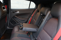 AMG GLA GLA45 4MATIC　AMGﾚｻﾞｰｴｸｽｸﾙｰｼﾌﾞPKG ﾚｰﾀﾞｰｾｰﾌﾃｨPKG AMGｽﾀｲﾘﾝｸﾞPKG ﾊﾟﾉﾗﾏSR 黒革ｼｰﾄ ﾒﾓﾘｰ機能付ﾊﾟﾜｰｼｰﾄ ｼｰﾄﾋｰﾀｰ 純正ﾅﾋﾞ地ﾃﾞｼﾞ Bﾓﾆﾀｰ 電動Rｹﾞｰﾄ ｷｰﾚｽGO ｷｾﾉﾝﾍｯﾄﾞ PTS AMG19ｲﾝﾁAW　2年保証