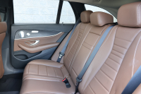 メルセデスベンツ Eクラス E220d 4MATIC ｵｰﾙﾃﾚｲﾝ ﾛｰﾚｳｽｴﾃﾞｨｼｮﾝ　特別仕様車  ﾚｰﾀﾞｰｾｰﾌﾃｨPKG ｴｱﾊﾞﾗﾝｽPKG ﾊﾟﾉﾗﾏSR ｷｰﾚｽGO 茶/黒ﾅｯﾊﾟ革 ｼｰﾄﾋｰﾀｰ ﾍﾞﾝﾁﾚｰﾀｰ ｽﾃｱﾘﾝｸﾞﾋｰﾀｰ 純正ﾅﾋﾞ地ﾃﾞｼﾞ 360°ｶﾒﾗ Burmester Applecarplay 電動Rｹﾞｰﾄ HUD 専用19ｲﾝﾁAW　2年保証