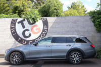 メルセデスベンツ Eクラス E220d 4MATIC ｵｰﾙﾃﾚｲﾝ ﾛｰﾚｳｽｴﾃﾞｨｼｮﾝ　特別仕様車  ﾚｰﾀﾞｰｾｰﾌﾃｨPKG ｴｱﾊﾞﾗﾝｽPKG ﾊﾟﾉﾗﾏSR ｷｰﾚｽGO 茶/黒ﾅｯﾊﾟ革 ｼｰﾄﾋｰﾀｰ ﾍﾞﾝﾁﾚｰﾀｰ ｽﾃｱﾘﾝｸﾞﾋｰﾀｰ 純正ﾅﾋﾞ地ﾃﾞｼﾞ 360°ｶﾒﾗ Burmester Applecarplay 電動Rｹﾞｰﾄ HUD 専用19ｲﾝﾁAW　2年保証