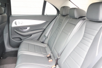 メルセデスベンツ Eクラス E200 AVG　ﾚｻﾞｰPKG ﾚｰﾀﾞｰｾｰﾌﾃｨPKG ｴｱﾊﾞﾗﾝｽPKG 1ｵｰﾅｰ 黒革 全席ｼｰﾄﾋｰﾀｰ 純正12.3ｲﾝﾁﾅﾋﾞ地ﾃﾞｼﾞ 360°ｶﾒﾗ Burmesterｻﾗｳﾝﾄﾞ Applecarplay Android Auto 電動Rｹﾞｰﾄ PTS LEDﾍｯﾄﾞ ｱﾅﾛｸﾞ時計 純正17AW　2年保証