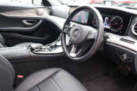 メルセデスベンツ Eクラス E200 AVG　ﾚｻﾞｰPKG ﾚｰﾀﾞｰｾｰﾌﾃｨPKG ｴｱﾊﾞﾗﾝｽPKG 1ｵｰﾅｰ 黒革 全席ｼｰﾄﾋｰﾀｰ 純正12.3ｲﾝﾁﾅﾋﾞ地ﾃﾞｼﾞ 360°ｶﾒﾗ Burmesterｻﾗｳﾝﾄﾞ Applecarplay Android Auto 電動Rｹﾞｰﾄ PTS LEDﾍｯﾄﾞ ｱﾅﾛｸﾞ時計 純正17AW　2年保証