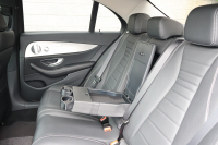 メルセデスベンツ Eクラス E200 AVG　ﾚｻﾞｰPKG ﾚｰﾀﾞｰｾｰﾌﾃｨPKG ｴｱﾊﾞﾗﾝｽPKG 1ｵｰﾅｰ 黒革 全席ｼｰﾄﾋｰﾀｰ 純正12.3ｲﾝﾁﾅﾋﾞ地ﾃﾞｼﾞ 360°ｶﾒﾗ Burmesterｻﾗｳﾝﾄﾞ Applecarplay Android Auto 電動Rｹﾞｰﾄ PTS LEDﾍｯﾄﾞ ｱﾅﾛｸﾞ時計 純正17AW　2年保証