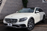 メルセデスベンツ Eクラス E220d 4MATIC ｵｰﾙﾃﾚｲﾝ ﾛｰﾚｳｽｴﾃﾞｨｼｮﾝ　特別仕様車  ﾚｰﾀﾞｰｾｰﾌﾃｨPKG ｴｱﾊﾞﾗﾝｽPKG ﾊﾟﾉﾗﾏSR ｷｰﾚｽGO 白/黒ﾅｯﾊﾟ革 ｼｰﾄﾋｰﾀｰ ﾍﾞﾝﾁﾚｰﾀｰ ｽﾃｱﾘﾝｸﾞﾋｰﾀｰ 純正ﾅﾋﾞ地ﾃﾞｼﾞ 360°ｶﾒﾗ Burmester Applecarplay 電動Rｹﾞｰﾄ HUD 専用19ｲﾝﾁAW　2年保証
