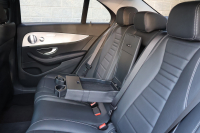 メルセデスベンツ Eクラス E200 AVG　ﾚｻﾞｰPKG ﾚｰﾀﾞｰｾｰﾌﾃｨPKG ｴｱﾊﾞﾗﾝｽPKG 黒革 全席ｼｰﾄﾋｰﾀｰ 純正12.3ｲﾝﾁﾅﾋﾞ地ﾃﾞｼﾞ 360°ｶﾒﾗ Burmesterｻﾗｳﾝﾄﾞ Applecarplay Android Auto 電動Rｹﾞｰﾄ PTS LEDﾍｯﾄﾞ ｱﾅﾛｸﾞ時計　2年保証