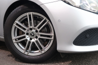 メルセデスベンツ Eクラス E200 AVG　ﾚｻﾞｰPKG ﾚｰﾀﾞｰｾｰﾌﾃｨPKG ｴｱﾊﾞﾗﾝｽPKG 黒革 全席ｼｰﾄﾋｰﾀｰ 純正12.3ｲﾝﾁﾅﾋﾞ地ﾃﾞｼﾞ 360°ｶﾒﾗ Burmesterｻﾗｳﾝﾄﾞ Applecarplay Android Auto 電動Rｹﾞｰﾄ PTS LEDﾍｯﾄﾞ ｱﾅﾛｸﾞ時計　2年保証