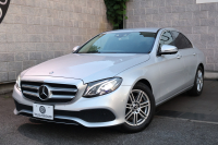 メルセデスベンツ Eクラス E200 AVG　ﾚｻﾞｰPKG ﾚｰﾀﾞｰｾｰﾌﾃｨPKG ｴｱﾊﾞﾗﾝｽPKG 黒革 全席ｼｰﾄﾋｰﾀｰ 純正12.3ｲﾝﾁﾅﾋﾞ地ﾃﾞｼﾞ 360°ｶﾒﾗ Burmesterｻﾗｳﾝﾄﾞ Applecarplay Android Auto 電動Rｹﾞｰﾄ PTS LEDﾍｯﾄﾞ ｱﾅﾛｸﾞ時計　2年保証