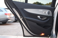 メルセデスベンツ Eクラス E200 AVG　ﾚｻﾞｰPKG ﾚｰﾀﾞｰｾｰﾌﾃｨPKG ｴｱﾊﾞﾗﾝｽPKG 黒革 全席ｼｰﾄﾋｰﾀｰ 純正12.3ｲﾝﾁﾅﾋﾞ地ﾃﾞｼﾞ 360°ｶﾒﾗ Burmesterｻﾗｳﾝﾄﾞ Applecarplay Android Auto 電動Rｹﾞｰﾄ PTS LEDﾍｯﾄﾞ ｱﾅﾛｸﾞ時計　2年保証