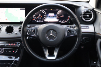 メルセデスベンツ Eクラス E200 AVG　ﾚｻﾞｰPKG ﾚｰﾀﾞｰｾｰﾌﾃｨPKG ｴｱﾊﾞﾗﾝｽPKG 黒革 全席ｼｰﾄﾋｰﾀｰ 純正12.3ｲﾝﾁﾅﾋﾞ地ﾃﾞｼﾞ 360°ｶﾒﾗ Burmesterｻﾗｳﾝﾄﾞ Applecarplay Android Auto 電動Rｹﾞｰﾄ PTS LEDﾍｯﾄﾞ ｱﾅﾛｸﾞ時計　2年保証