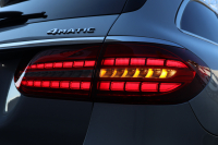 メルセデスベンツ Eクラス E220d 4MATIC ｵｰﾙﾃﾚｲﾝ(ISG搭載ﾓﾃﾞﾙ)　後期型 ｴｸｽｸﾙｰｼﾌﾞPKG ｴﾅｼﾞｬｲｼﾞﾝｸﾞPKG ﾚｰﾀﾞｰｾｰﾌﾃｨPKG 1ｵｰﾅｰ ﾊﾟﾉﾗﾏSR ﾌﾞﾗｯｸ革 ｼｰﾄﾋｰﾀ ﾍﾞﾝﾁﾚｰﾀ MBUX ARﾅﾋﾞｹﾞｰｼｮﾝ Burmester ﾜｲﾔﾚｽﾁｬｰｼﾞﾝｸﾞ HUD ｴｱｻｽ 純正19ｲﾝﾁAW　新車保証