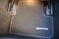 AMG GLA GLA45 AMG 4MATIC Edition1　特別仕様車 専用ｴｱﾛﾊﾟｰﾂ  専用ｻｲﾄﾞﾃﾞｶｰﾙ ﾚｰﾀﾞｰｾｰﾌﾃｨPKG AMGﾊﾟﾌｫｰﾏﾝｽｼｰﾄ AMGﾊﾟﾌｫｰﾏﾝｽｽﾃｱ ﾒﾓﾘｰ機能付ﾊﾟﾜｰｼｰﾄ ｼｰﾄﾋｰﾀｰ 純正ﾅﾋﾞ地ﾃﾞｼﾞ Bﾓﾆﾀｰ 電動Rｹﾞｰﾄ ｷｾﾉﾝﾍｯﾄﾞ PTS AMG20AW　2年保証